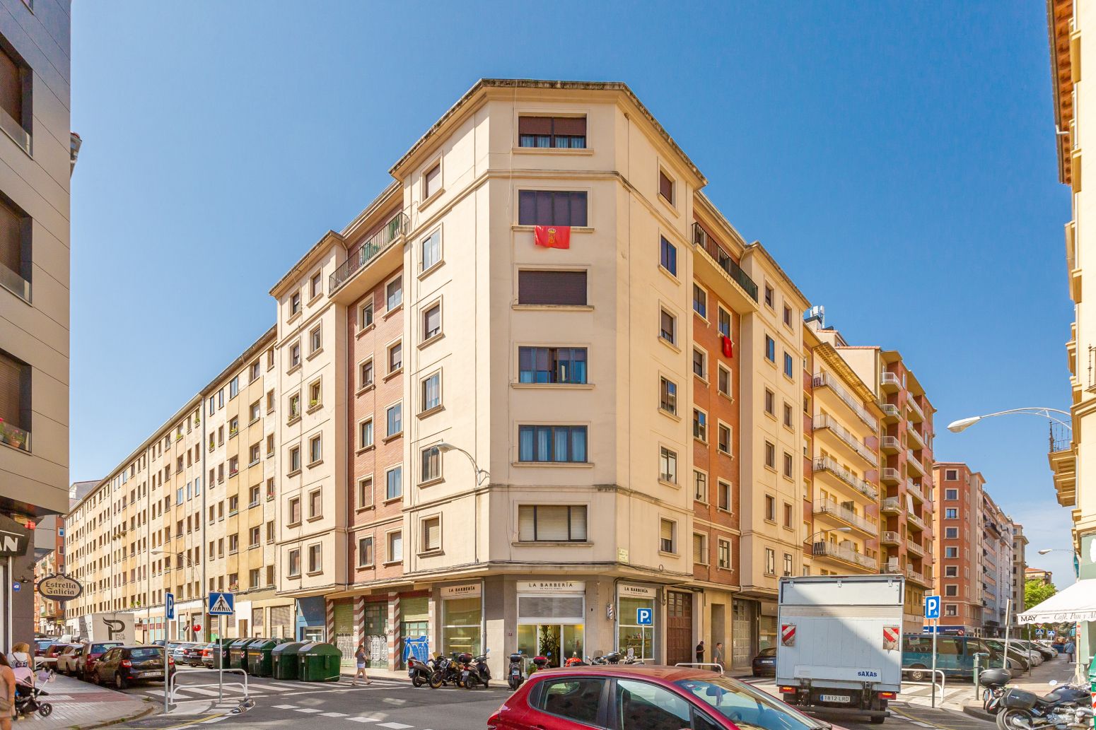 Exterior view of Flat for sale in  Pamplona / Iruña  with Heating, Parquet flooring and Balcony