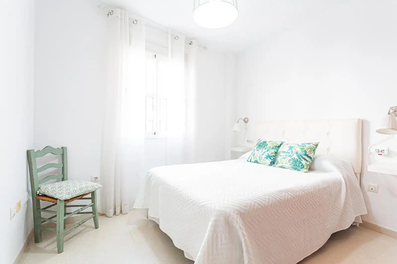 Bedroom of Flat for rent in Sanlúcar de Barrameda  with Air Conditioner, Heating and Furnished