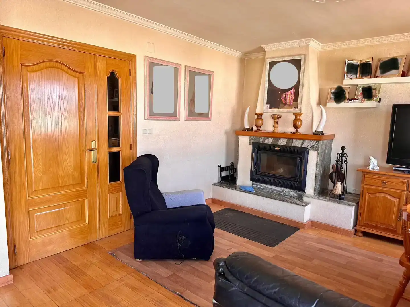 Sala de estar de Casa adosada en venta en Utiel con Aire acondicionado, Trastero y Balcón