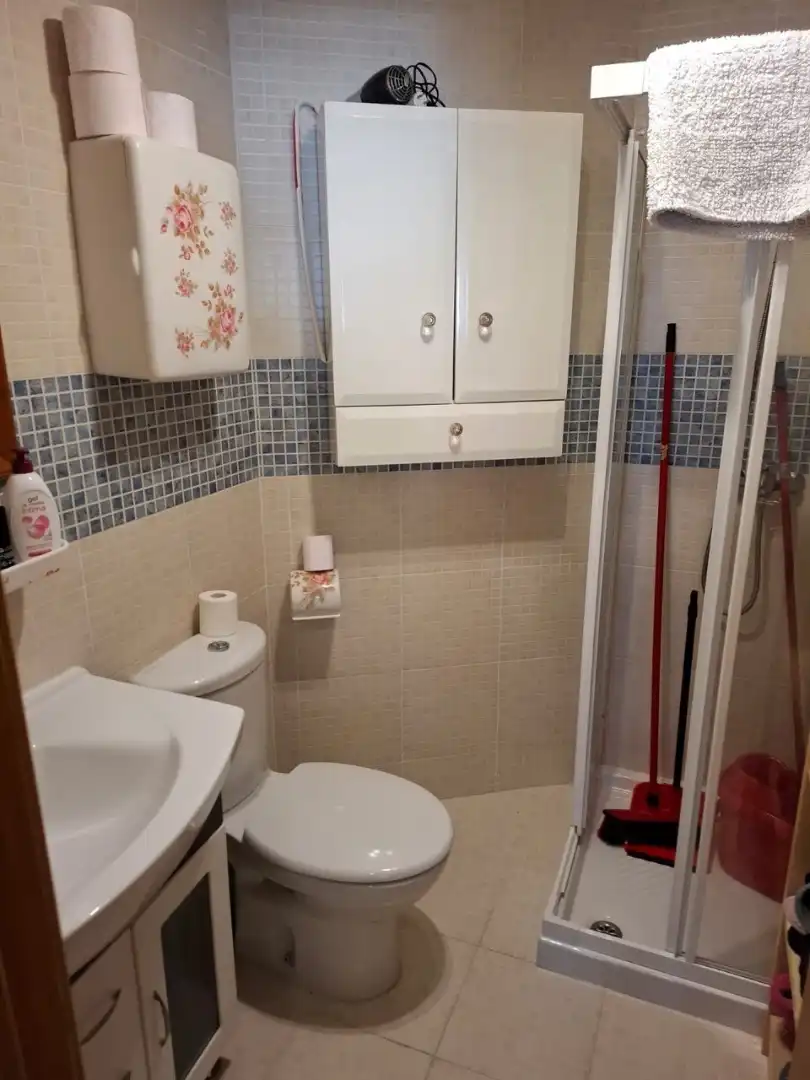 Baño de Piso en venta en Cariño con Trastero y Amueblado