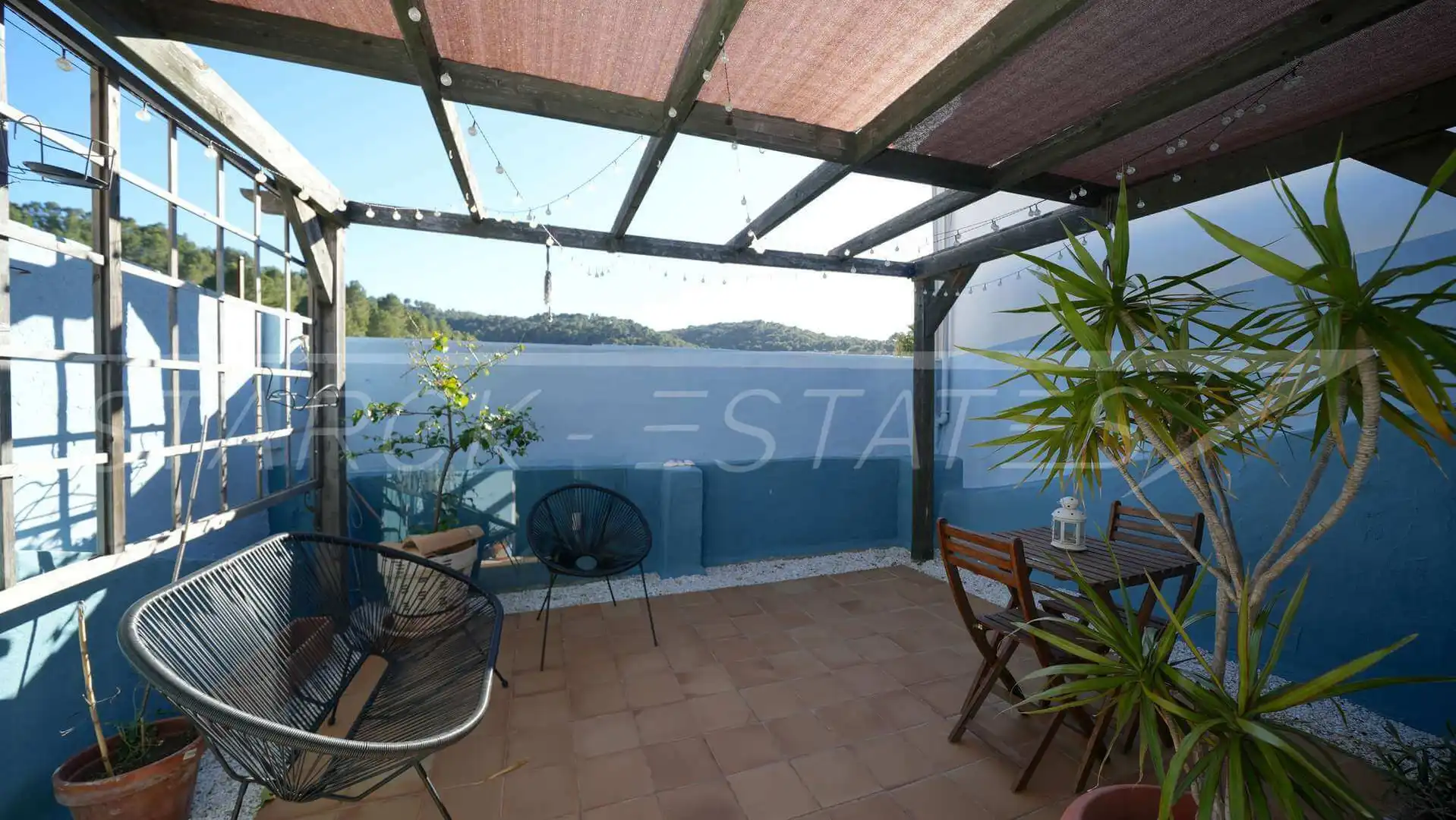Terrasse von Einfamilien-Reihenhaus zum Verkauf in Benidoleig