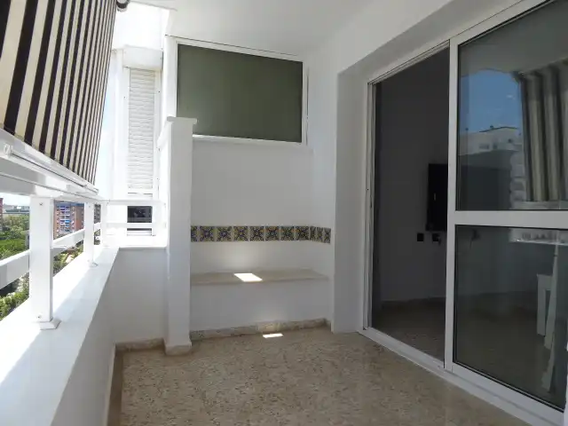 Pis de lloguer a Calle Eduardo de Palacios, 14, Los Guindos - Parque Mediterráneo - Santa Paula