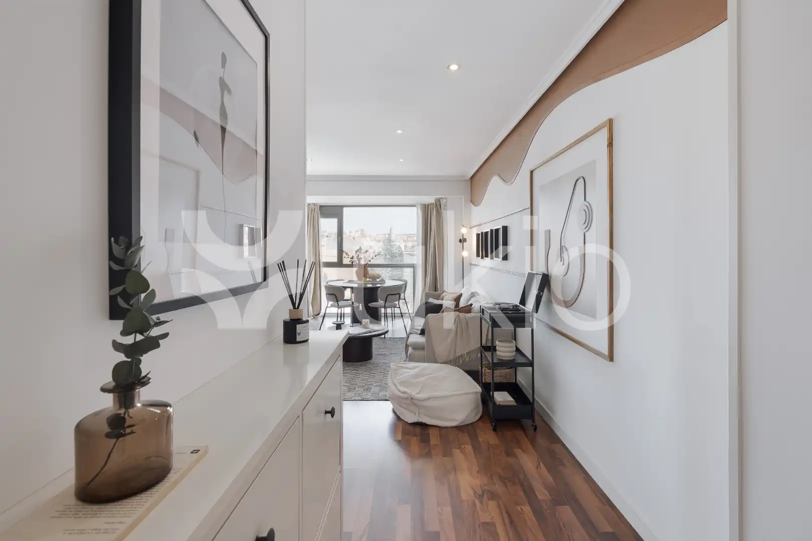 Sala de estar de Apartamento de alquiler en Madrid con Aire acondicionado, Calefacción y Amueblado