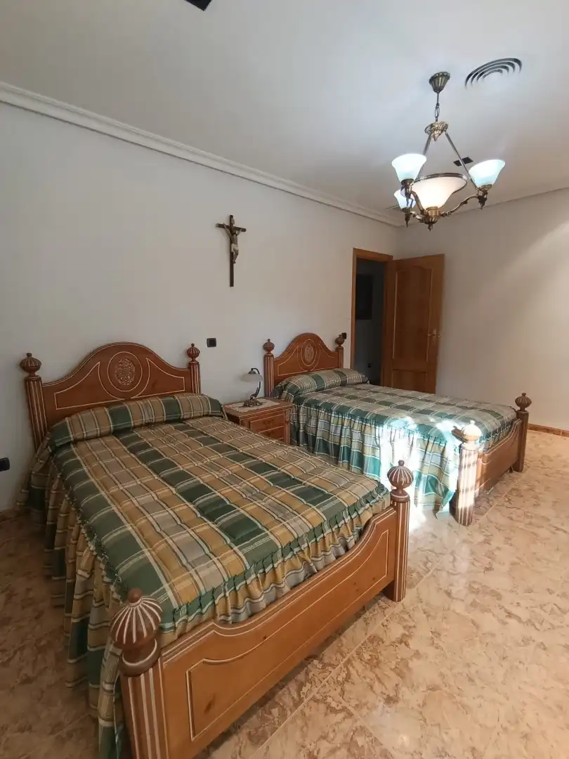 Bedroom of Houses for sale in Buendía  with Air Conditioner, Heating and Private garden