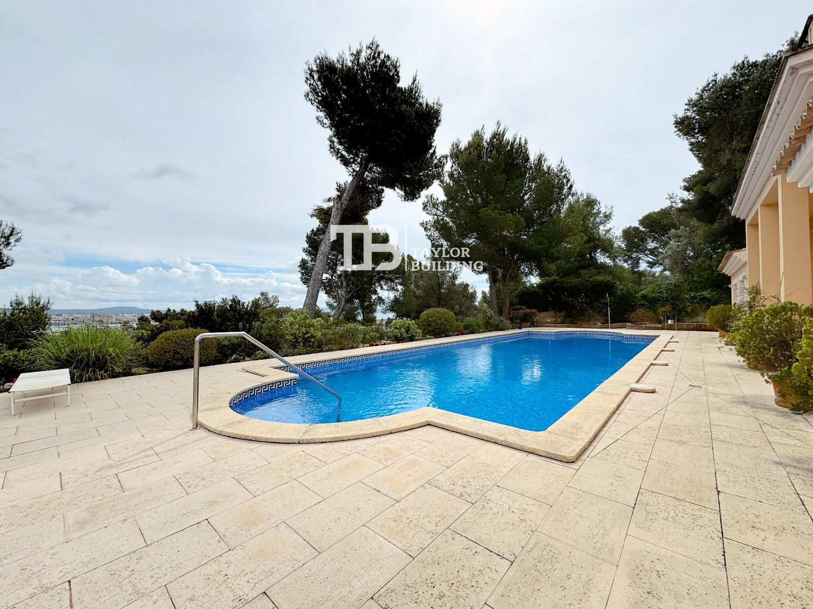 Piscina de Àtic en venda en  Palma de Mallorca amb Aire condicionat, Calefacció i Terrassa