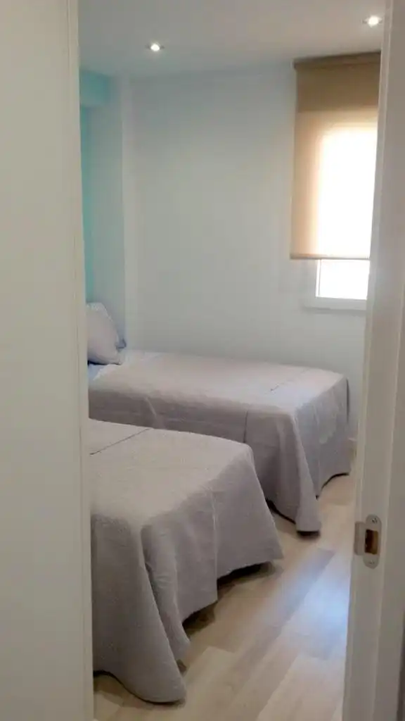 Habitación de Apartamento en venta en Gandia con Terraza y Balcón