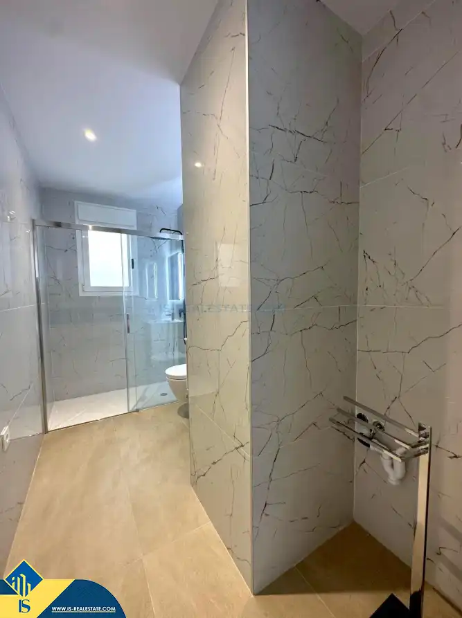 Apartment with pool for sale in Playa de los Locos, imagen 9