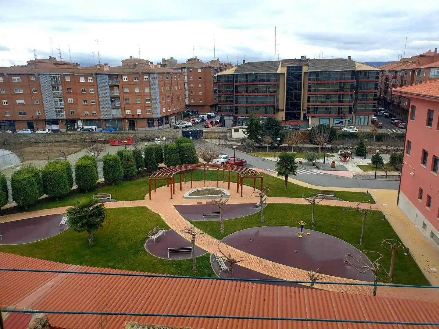 Vista exterior de Piso en venta en Ávila con Parquet y Amueblado