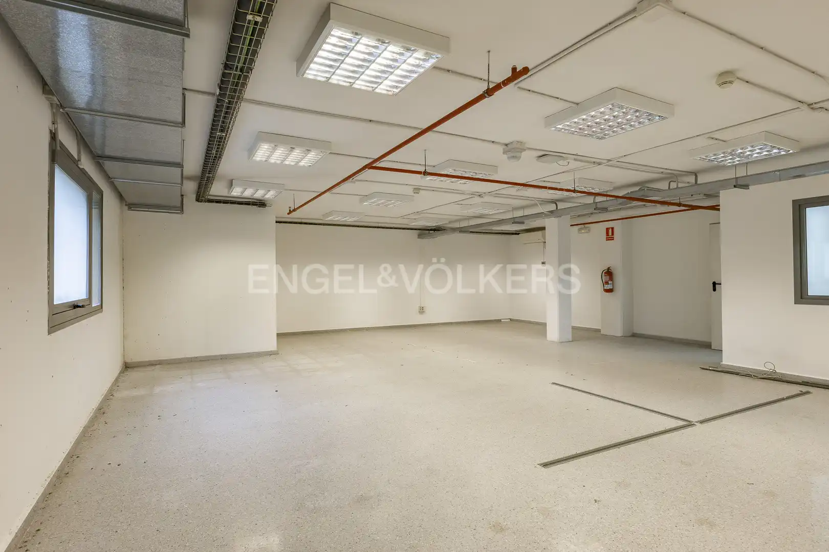 Office space with lift to rent in Zona Industrial, imagen 58