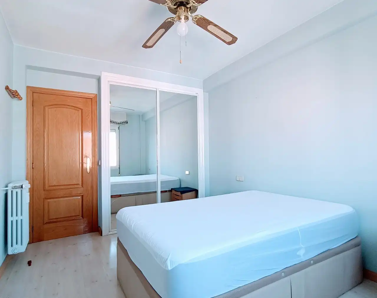Habitación de Piso de alquiler en Madrid con Aire acondicionado, Calefacción y Amueblado