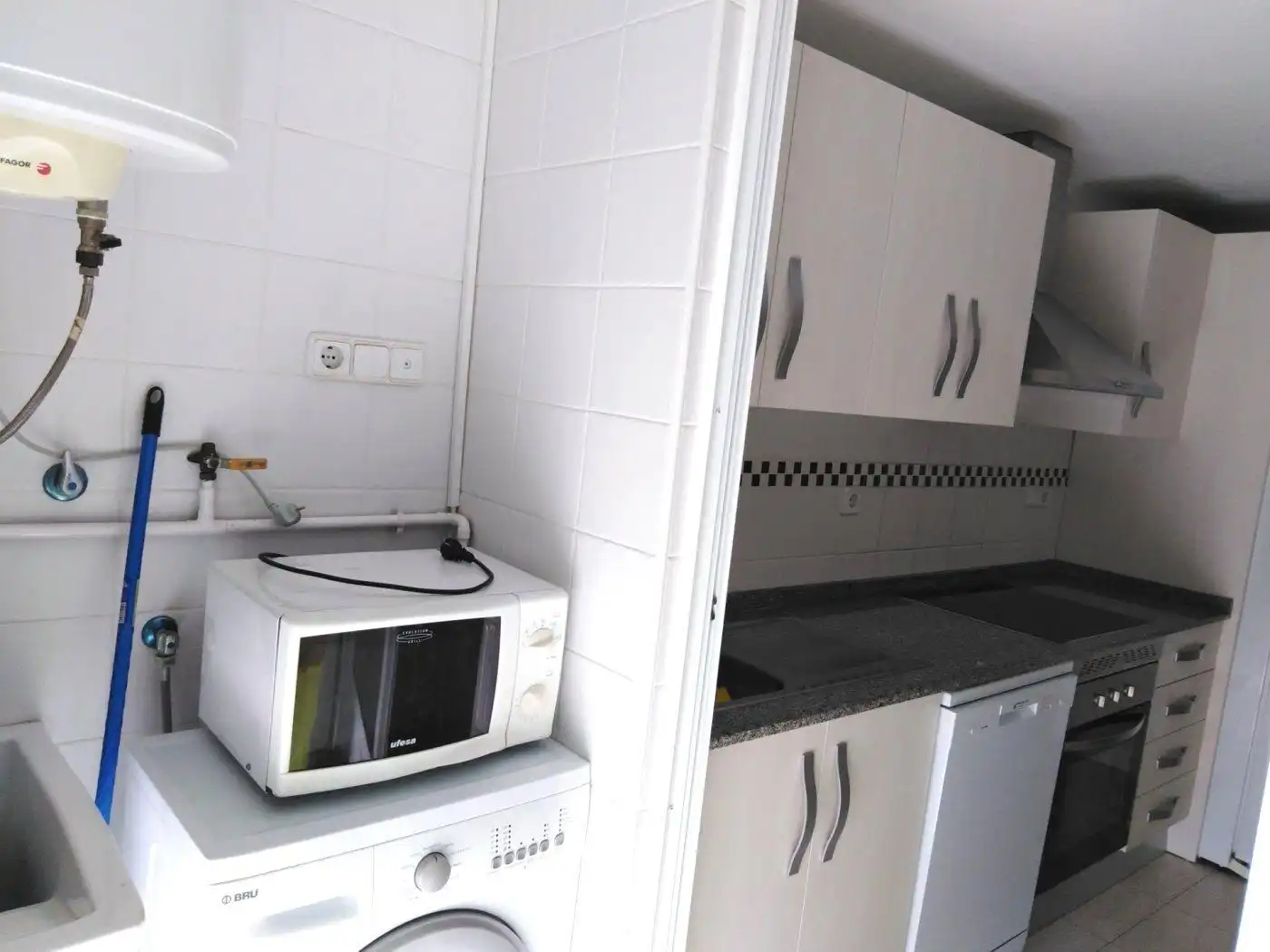 Kitchen of Flat for sale in Murcia  with Air Conditioner, Heating and Storage room
