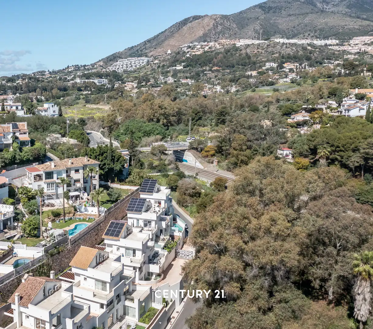 Exterior view of Houses for sale in Benalmádena  with Air Conditioner and Furnished