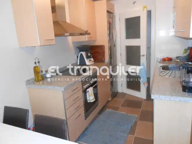 Cocina de Piso de alquiler en Madrid con Aire acondicionado, Terraza y Trastero