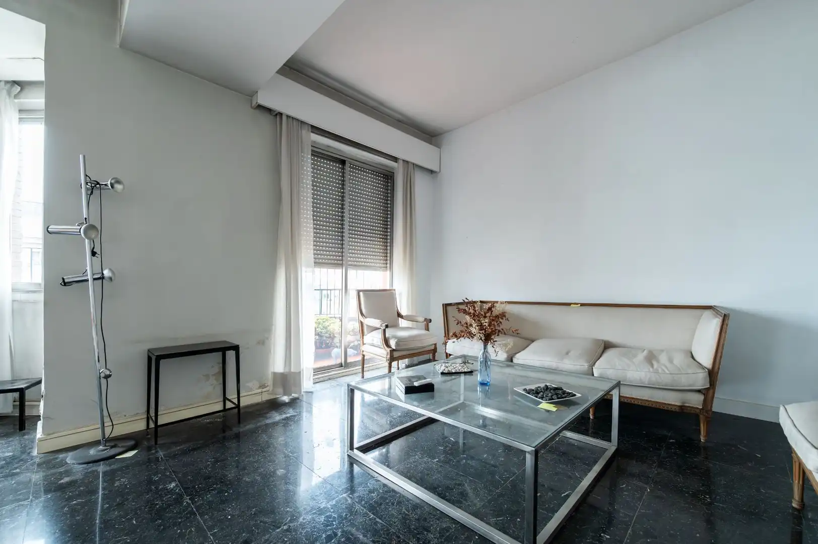 Living room of Flat for sale in Madrid  with Air Conditioner, Heating and Terrace
