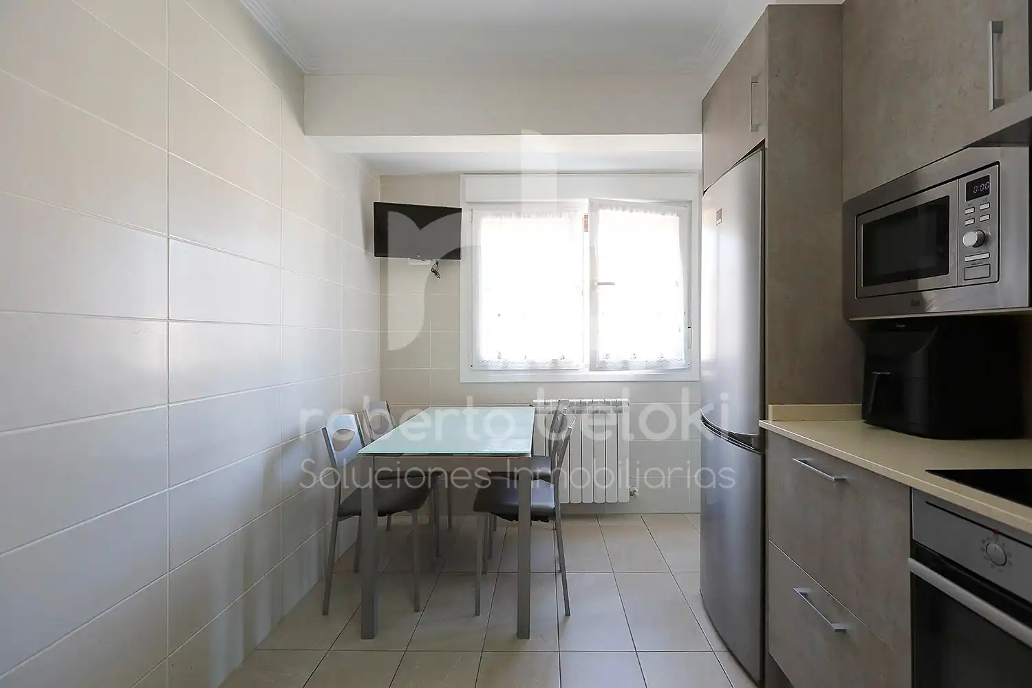 Kitchen of Flat for sale in Pinar - Anaka - Belaskoenea