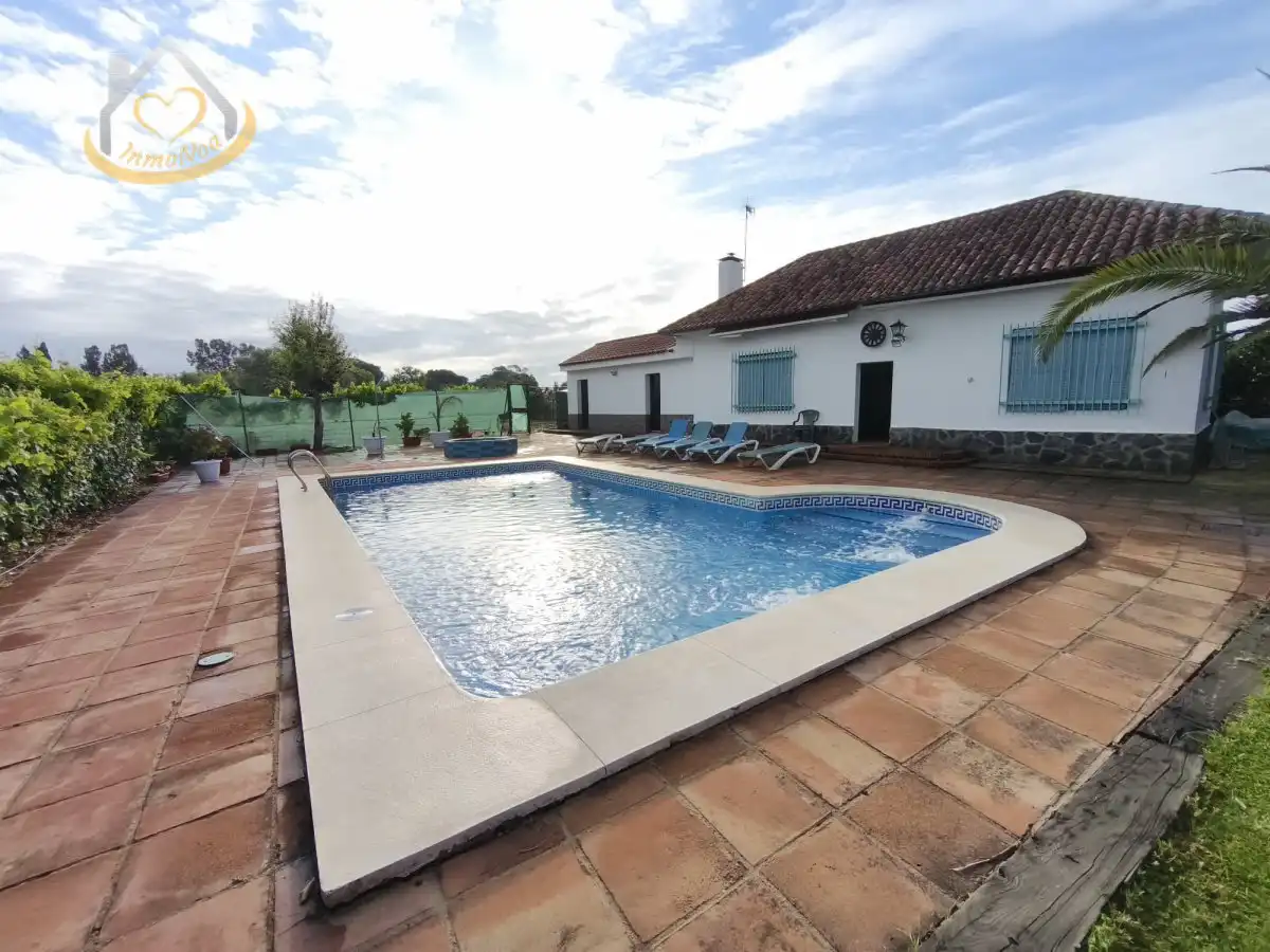 Piscina de Casa o chalet en venta en Cartaya con Aire acondicionado, Jardín privado y Terraza
