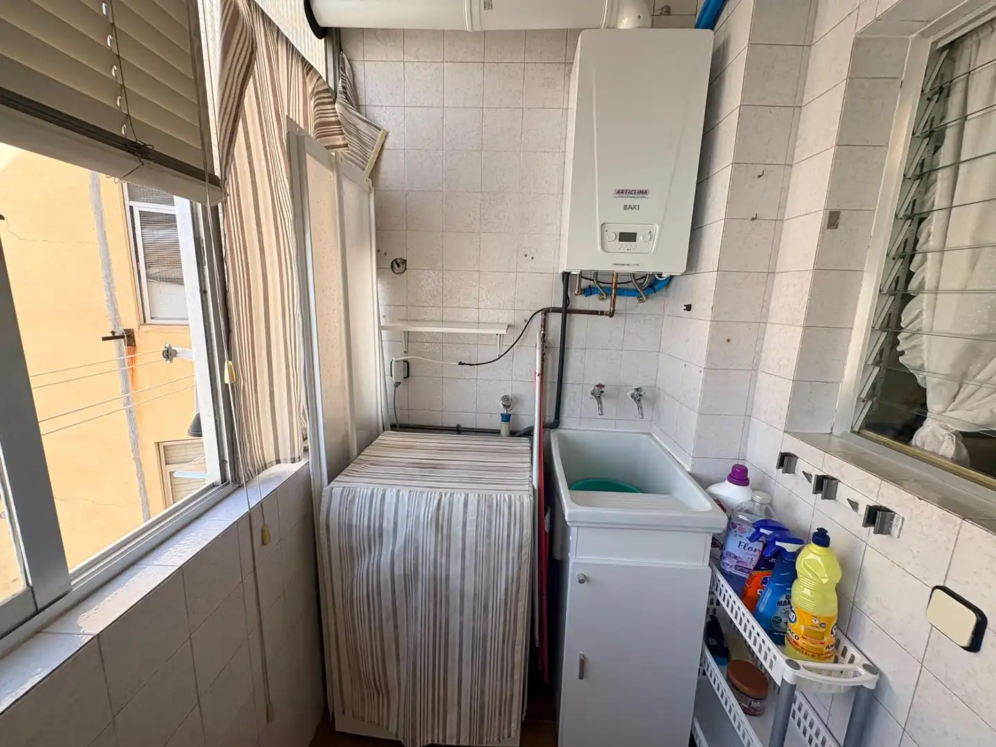 Kitchen of Flat for sale in Almansa  with Heating, Terrace and Storage room
