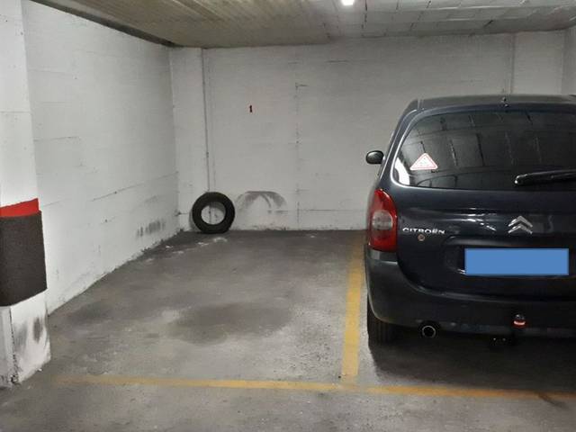 Garaje en Venta en Calle General Ollero, 37 en Sta. Aurelia - Cantábrico - Atlàntico - La Romería