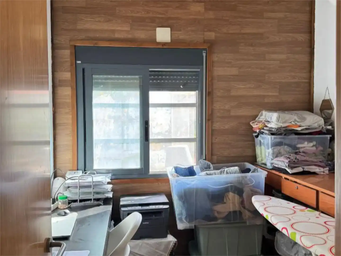 Flat for sale in Potries  with Air Conditioner, Private garden and Storage room