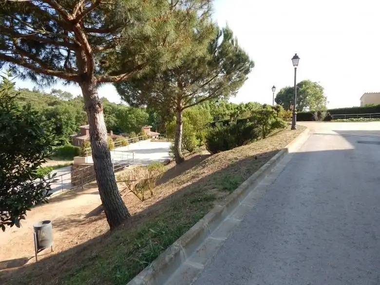 Vista exterior de Casa o chalet en venta en Llambilles con Calefacción, Jardín privado y Terraza