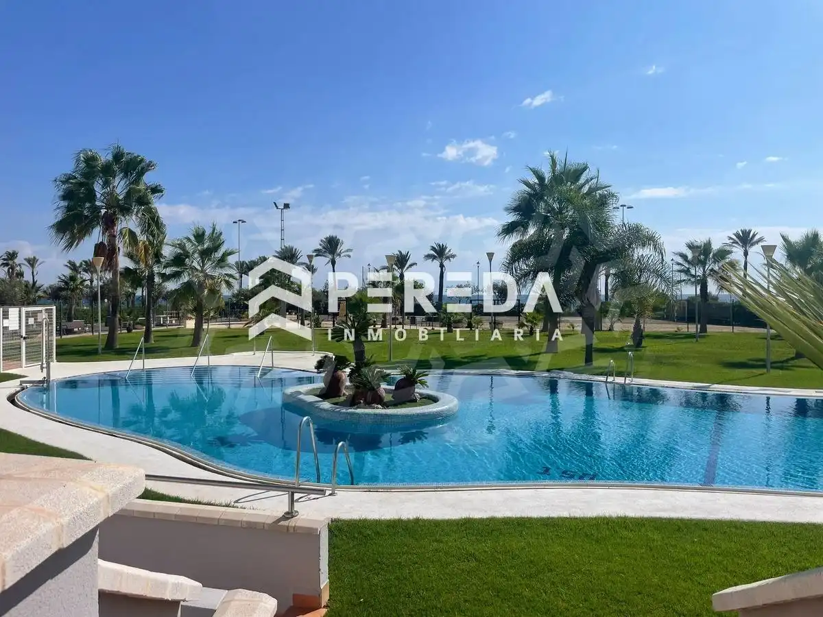 Schwimmbecken von Wohnungen zum Verkauf in Roquetas de Mar mit Terrasse, Möbliert und Gemeinschaftspool