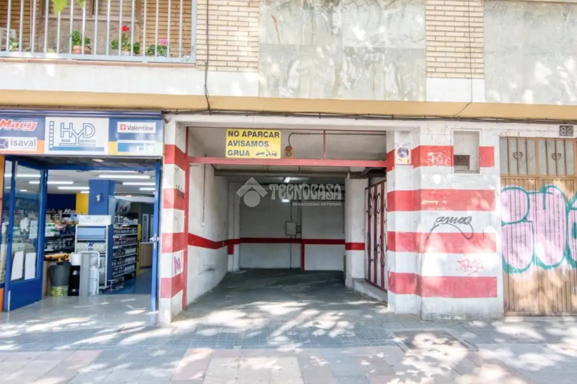 Parkplatz von Garage zum Verkauf in Salamanca