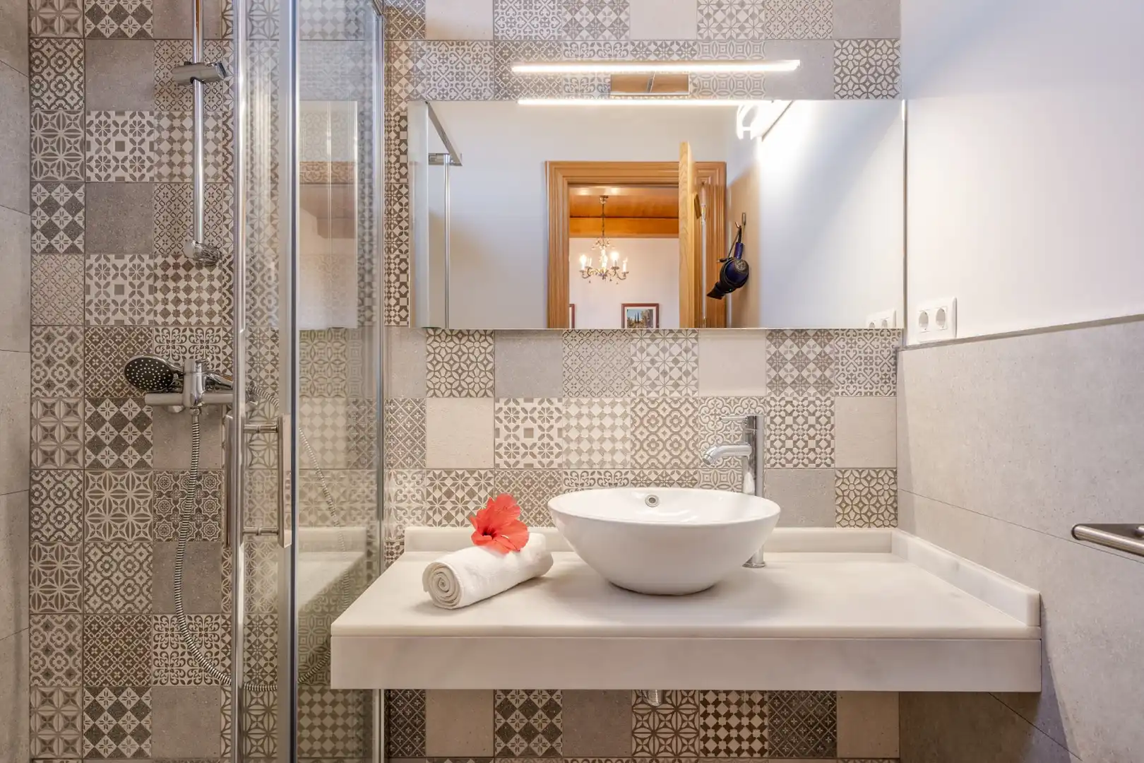 Bathroom of Houses for sale in La Zubia  with Air Conditioner, Heating and Furnished
