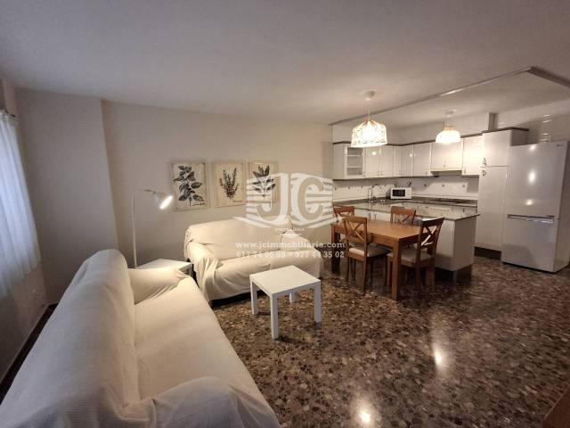 Piso en Alquiler en Calle Mártires de 1640 en Centre