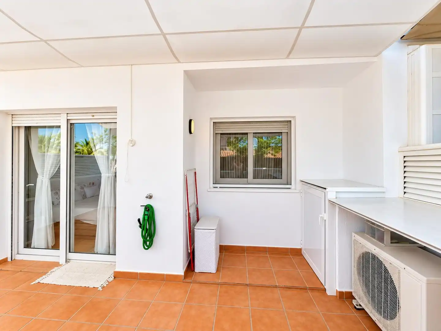 Terrasse von Einfamilien-Reihenhaus zur Miete in Alhama de Murcia mit Klimaanlage, Heizung und Privatgarten