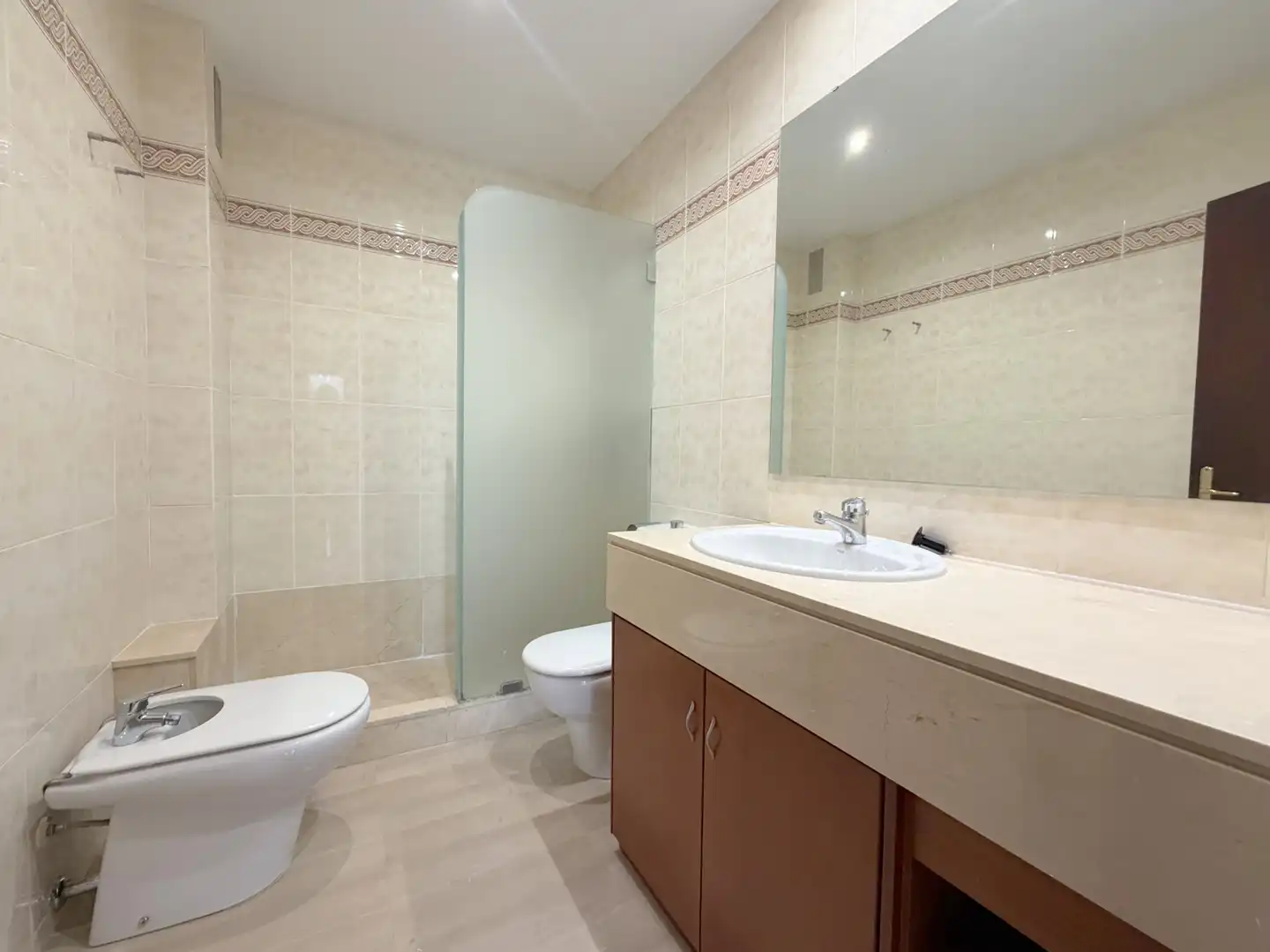 Flat for rent in Carrer Princesa, Instituts