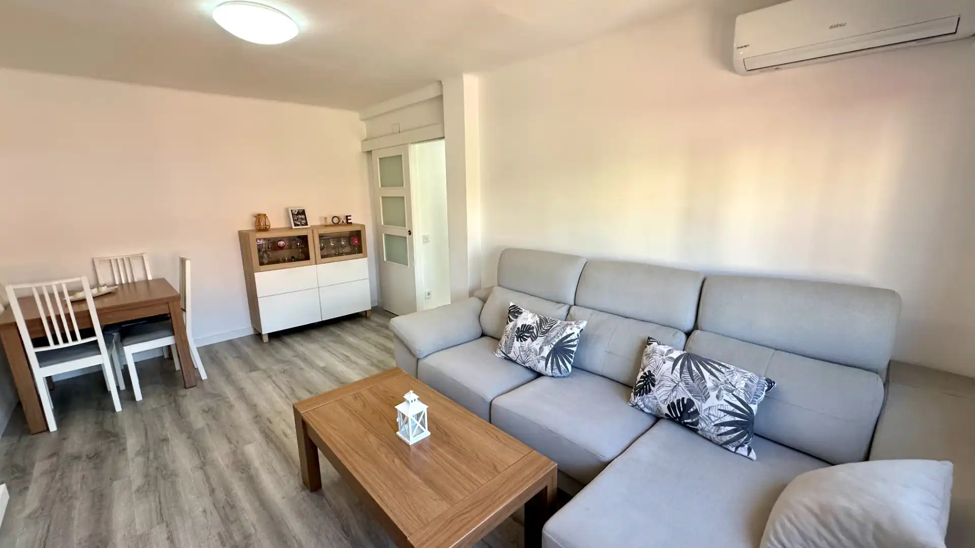 Living room of Attic for sale in Badalona  with Air Conditioner, Heating and Parquet flooring
