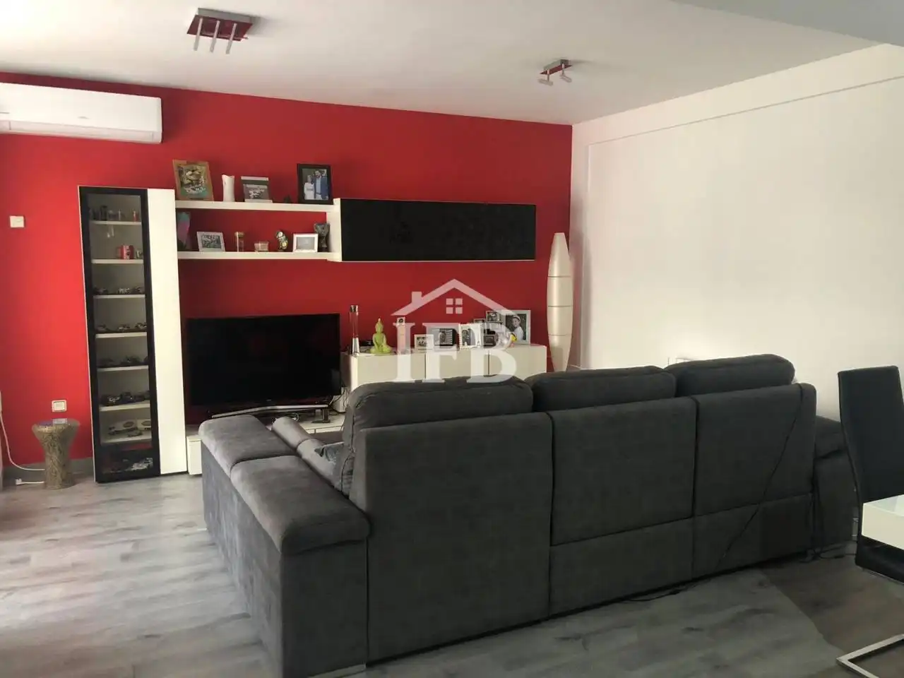 Sala d'estar de Casa adosada de lloguer en Badajoz amb Aire condicionat, Calefacció i Moblat