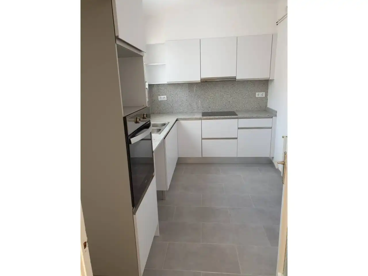 Cocina de Edificio en venta en Girona