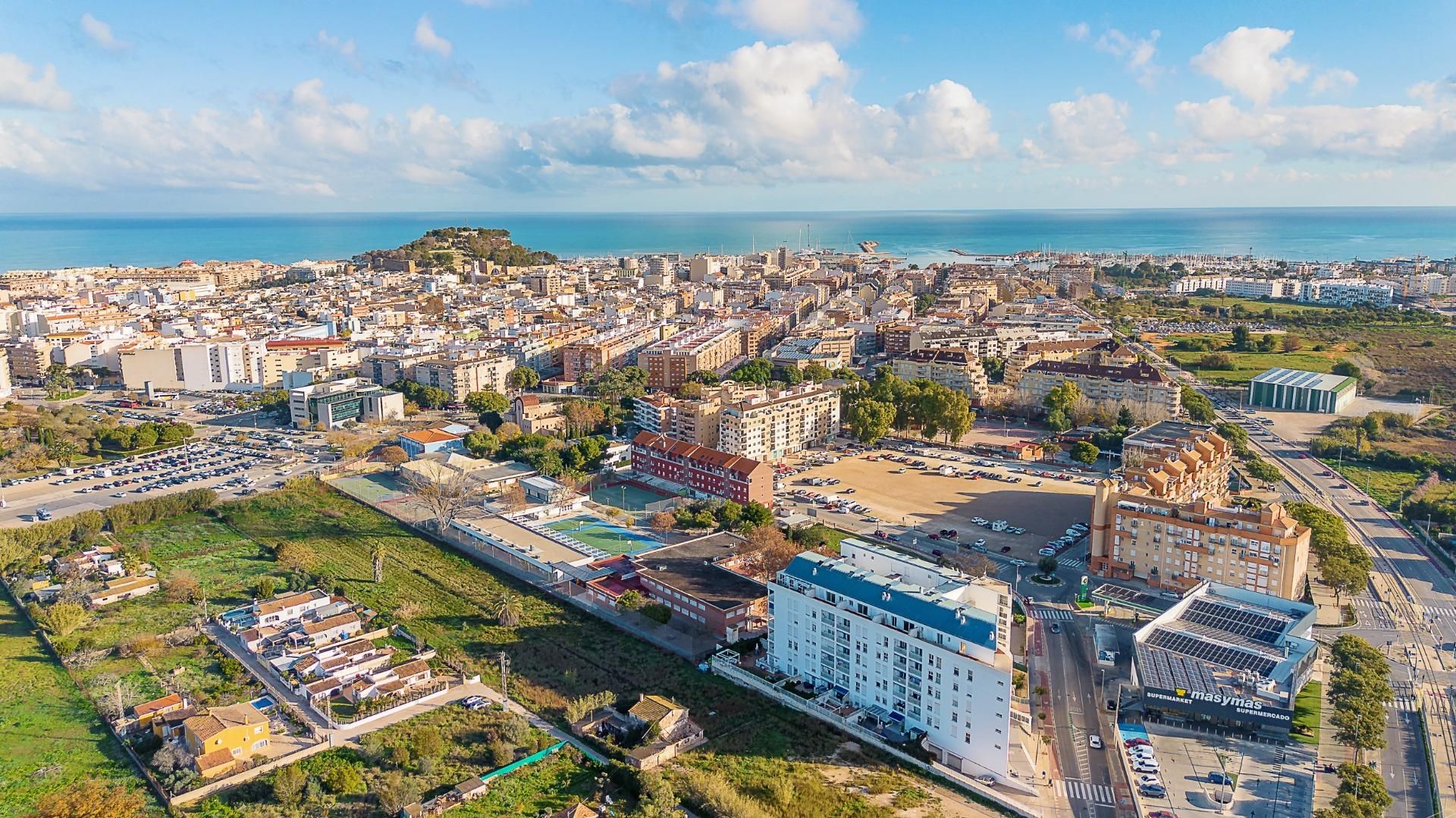 Vista exterior de Apartament en venda en Dénia amb Aire condicionat, Calefacció i Terrassa
