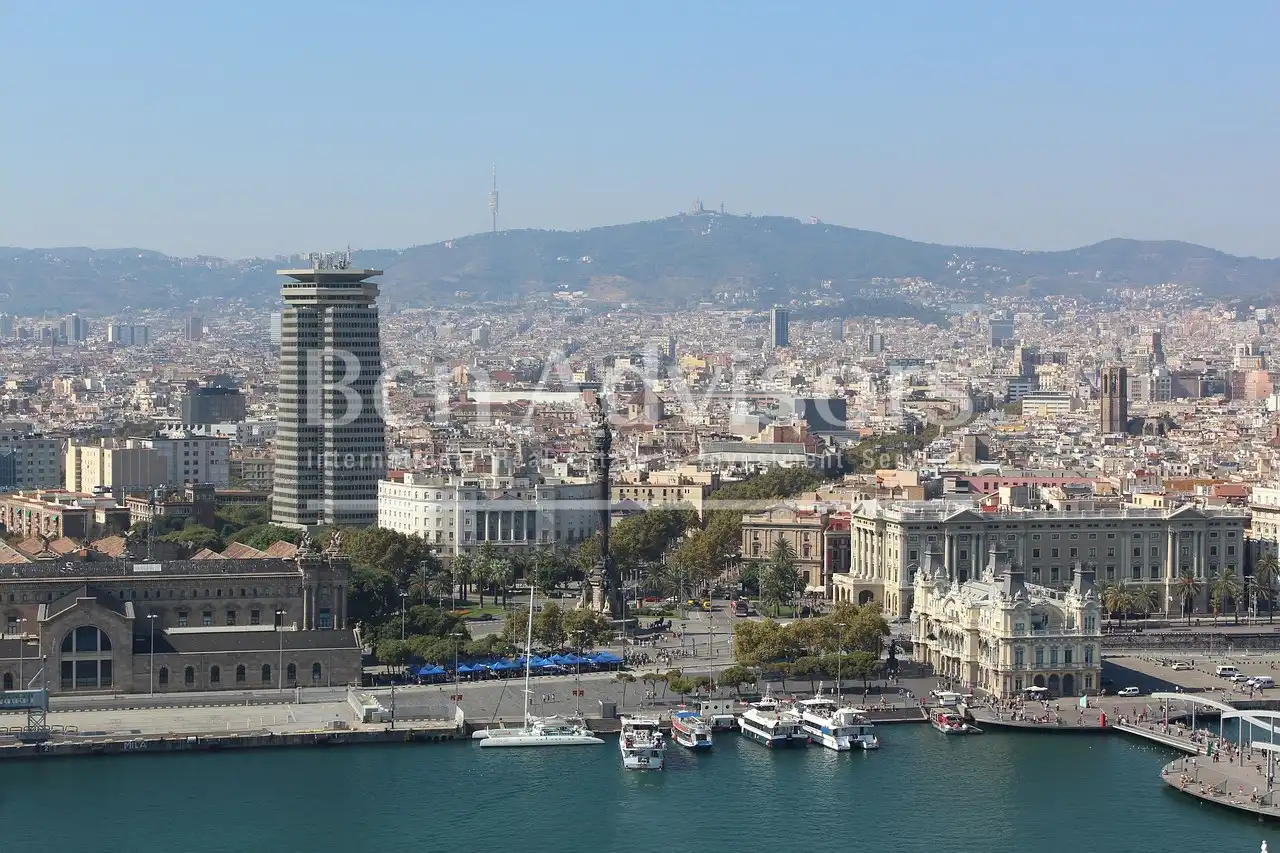Exterior view of Flat for rent in Barcelona  with Air Conditioner, Heating and Terrace