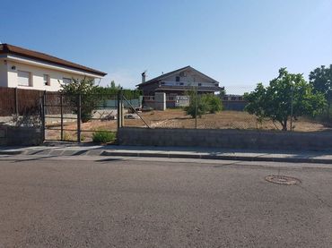 Terreno residencial en venta en Carrer Ametllers 924