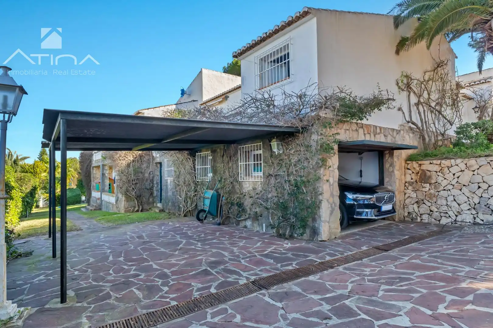 Vista exterior de Casa o chalet en venta en Jávea / Xàbia con Jardín privado, Terraza y Piscina