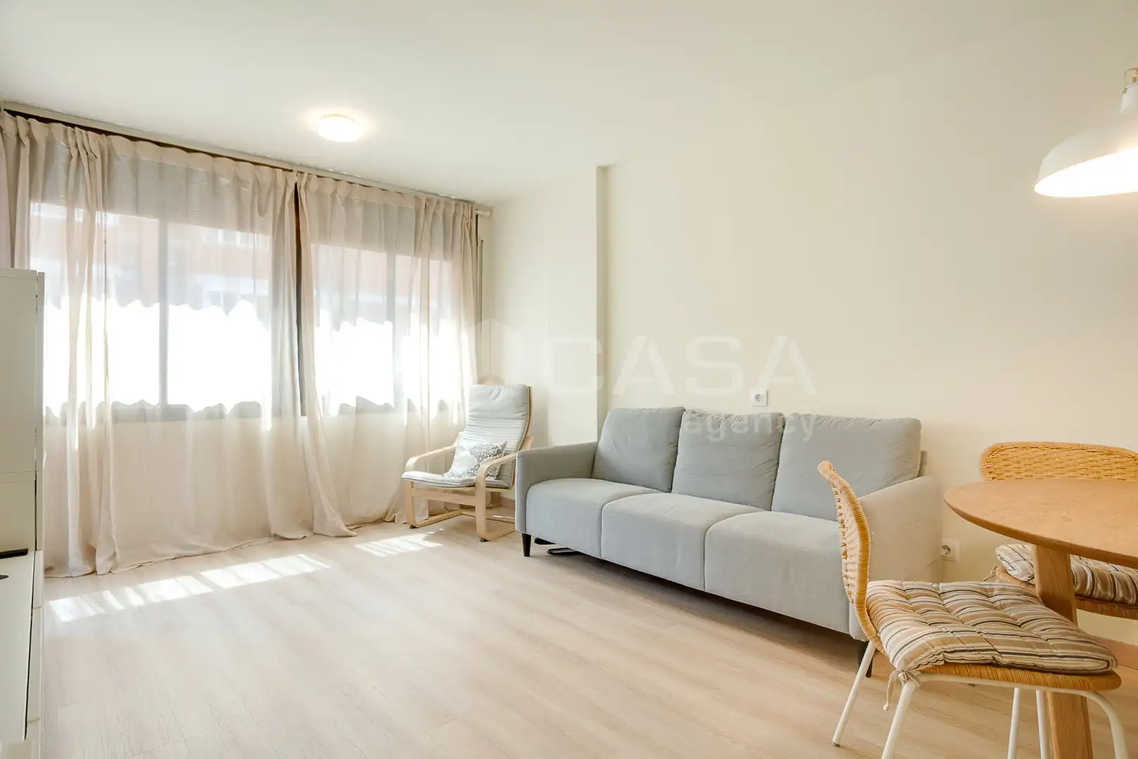 Habitación de Piso en venta en Barcelona con Calefacción y Balcón