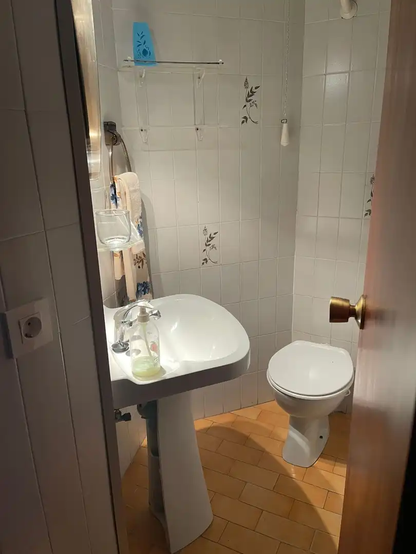 Bany de Apartament de lloguer en Mazarrón amb Aire condicionat, Calefacció i Moblat