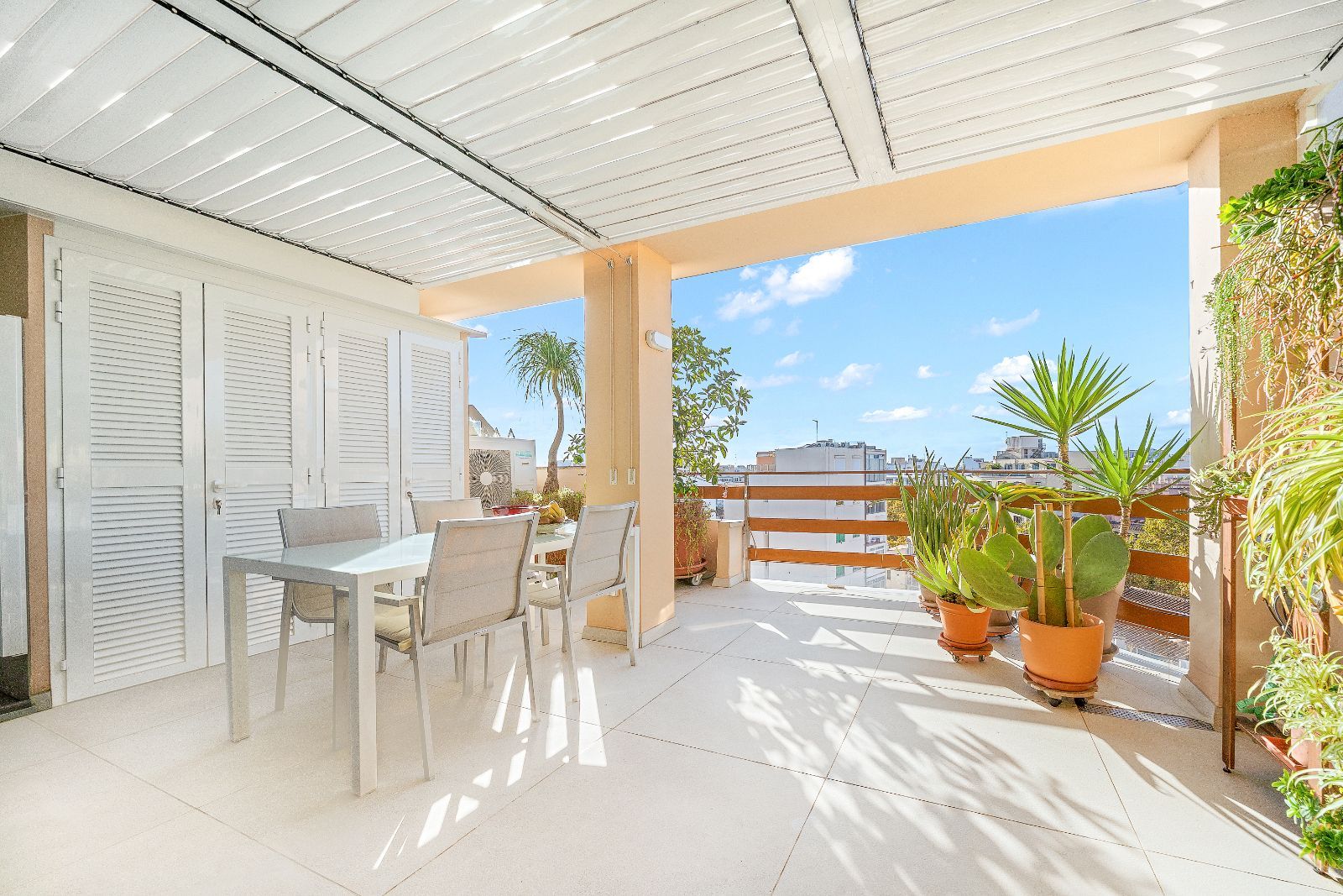 Terraza de Ático en venta en  Palma de Mallorca con Aire acondicionado, Calefacción y Terraza
