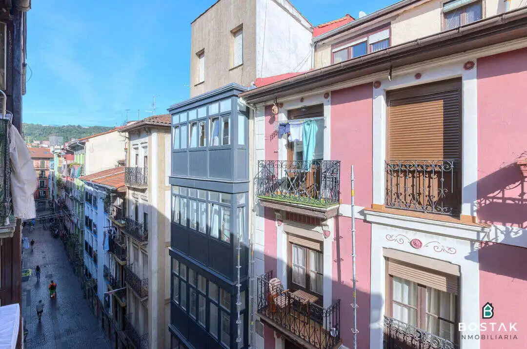 Terraza de Piso en venta en Bilbao  con Calefacción y Balcón