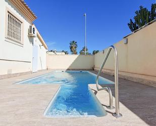 Swimming pool of House or chalet for sale in Orihuela