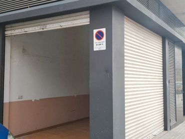 Individual for sale in Carrer Pirineus