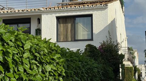 Foto 2 de Casa adosada en venda a Guadalmansa, Estepona