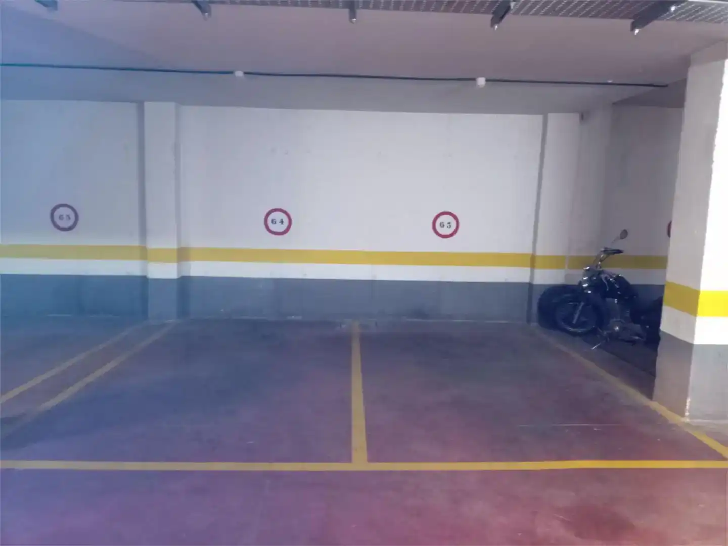 Parkplatz von Garage zur Miete in Montequinto