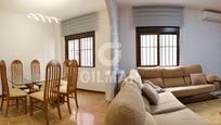 Living room of Flat for sale in  Madrid Capital  with Air Conditioner