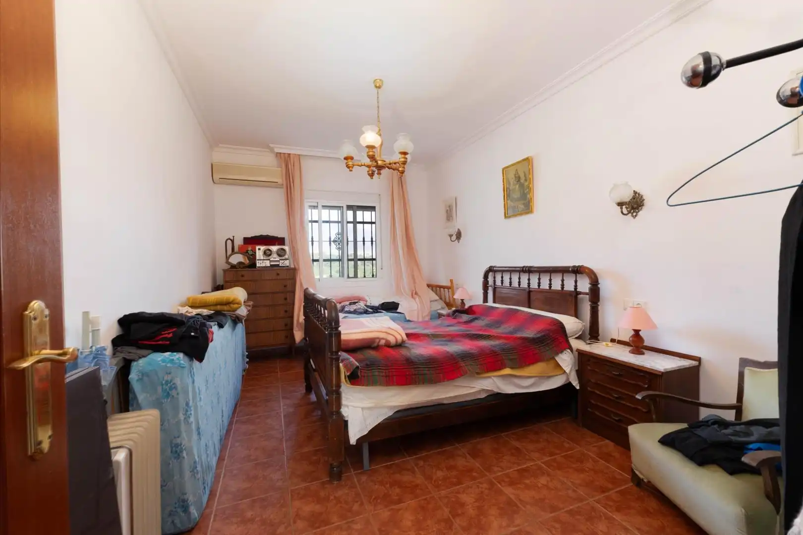 Habitación de Finca rústica en venta en Mijas con Aire acondicionado, Jardín privado y Terraza