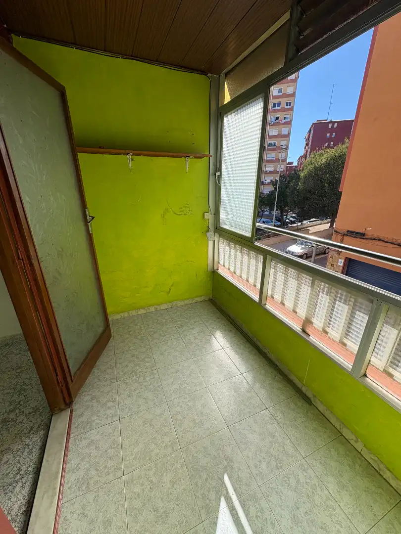 Dormitori de Pis en venda en Badalona amb Balcó