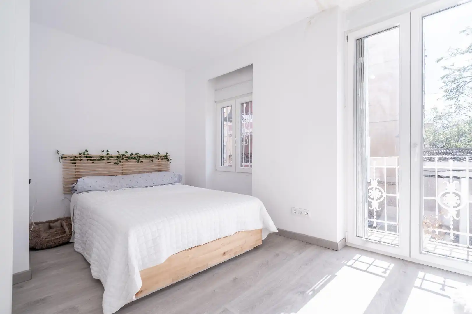 Bedroom of Houses for sale in Valencia  with Private garden, Terrace and Swimming Pool