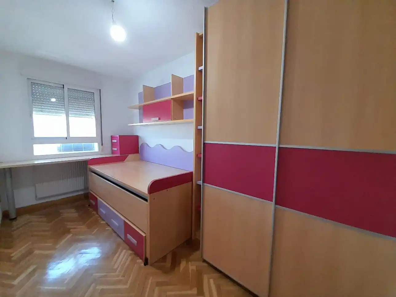 Bedroom of Flat for sale in Madrid  with Air Conditioner, Heating and Storage room